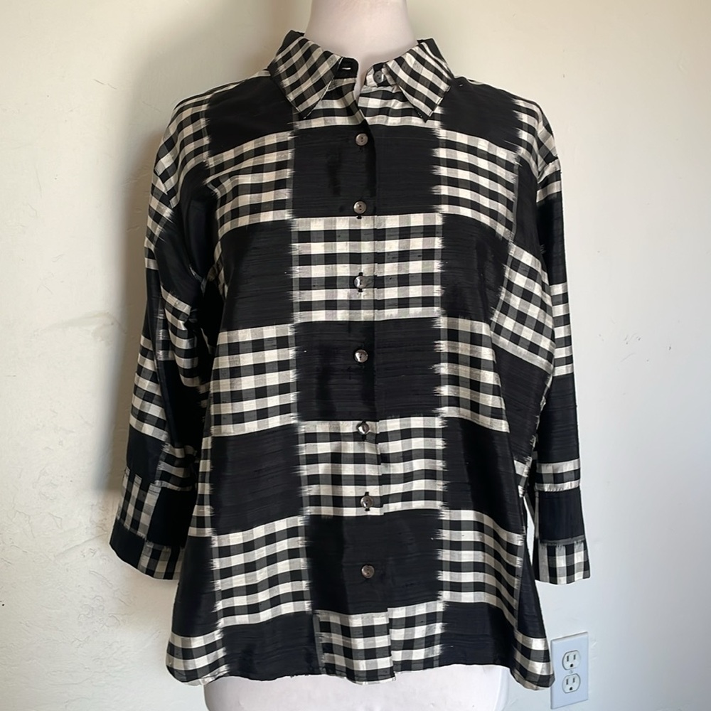 Chico's Design Black & White Check Long Sleeve Button Up 100% Silk Blouse/Top